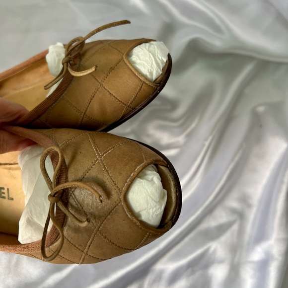 CHANEL BALLERINA BALLET FLATS - Picture 4 of 8